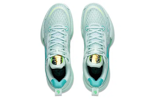 LiNing 2022 V2