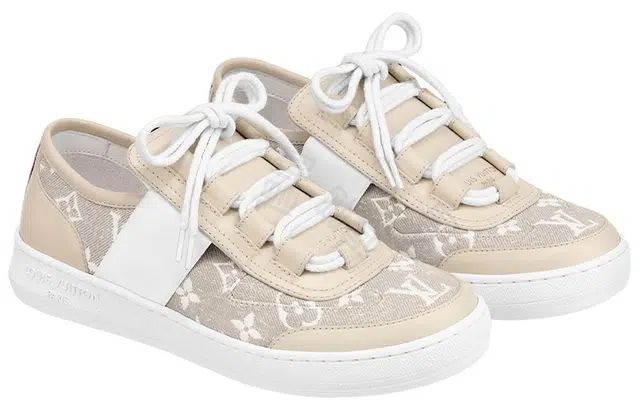 LOUIS VUITTON Monogram