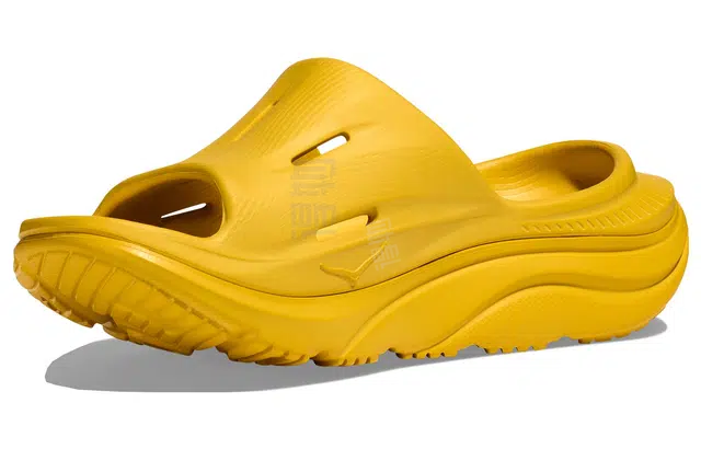 HOKA ONE ONE