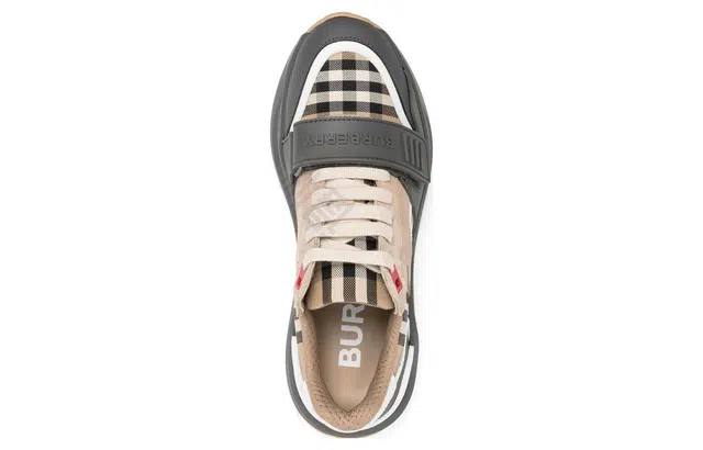 Burberry Vintage
