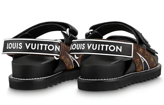 LOUIS VUITTON Paseo Comfort