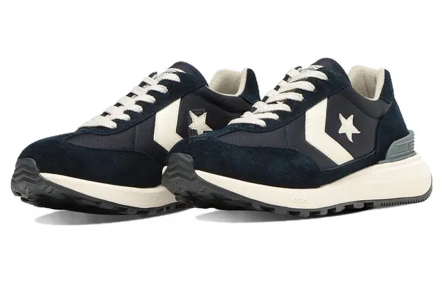 Converse Star Cruiser JP