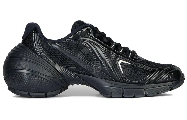 GIVENCHY TK-MX Runner