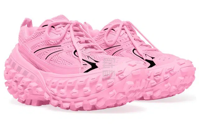 Balenciaga Defender