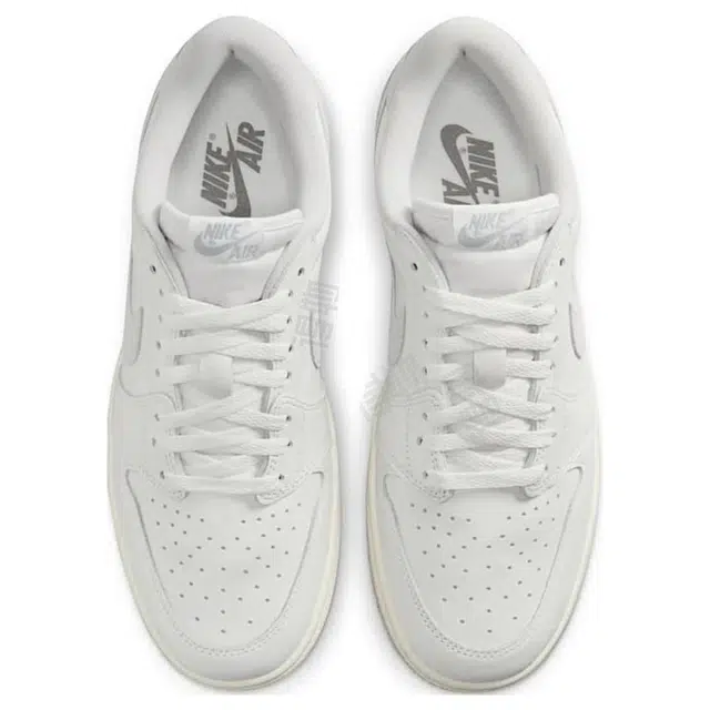 Air Jordan 1 Low OG "Neutral Grey"