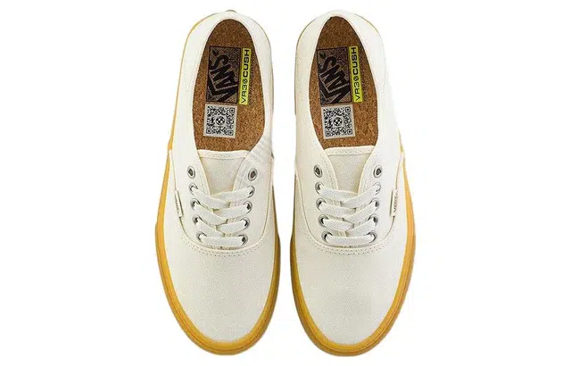 Vans Authentic VR3