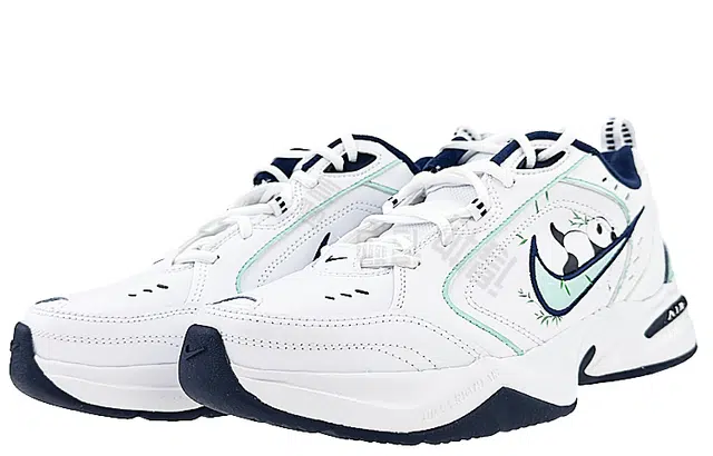Nike Air Monarch 4