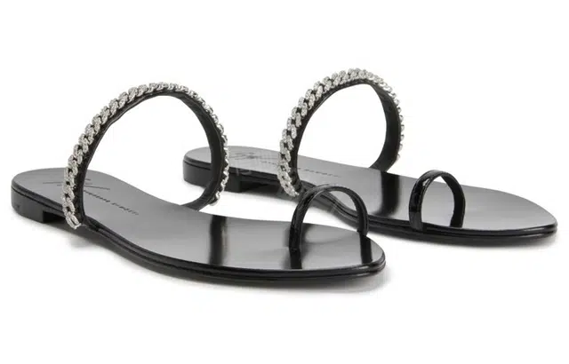 giuseppe zanottiGZ Intriigo String