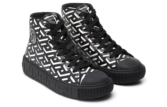 VERSACE