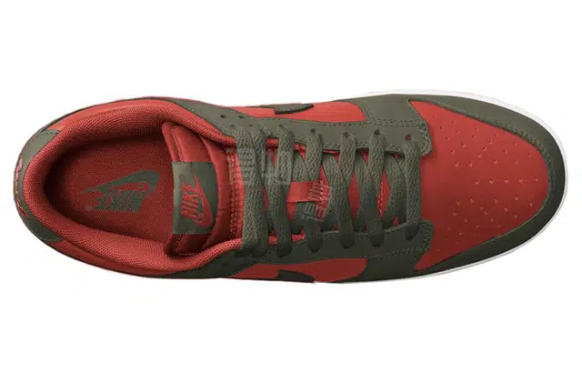 Nike Dunk Low "Mystic Red"