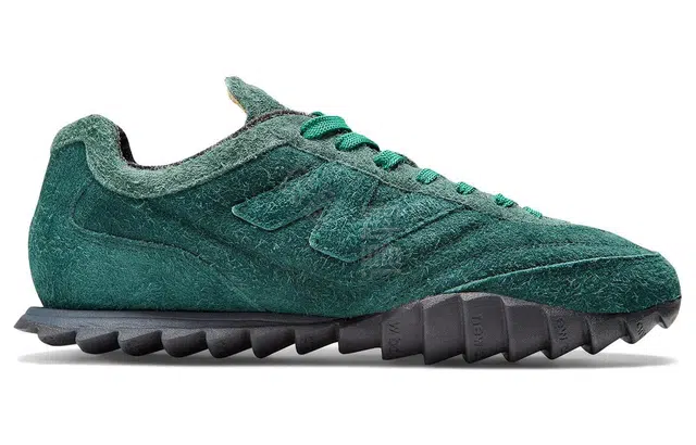 Auralee x New Balance RC30