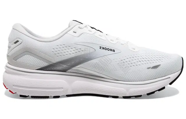 Brooks Ghost 15