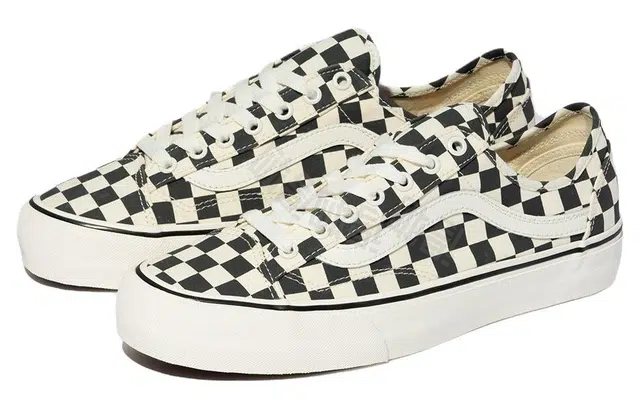 Vans Style 36 Decon VR3 SF White Black