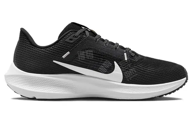 Nike Air Zoom Pegasus 40 40