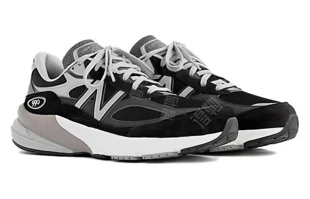 New Balance NB 990 V6