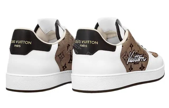 LOUIS VUITTON Rivoli