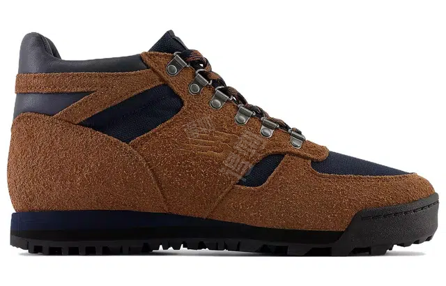 New Balance Rainier