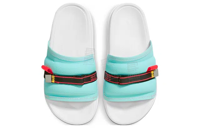 Jordan Play Slide