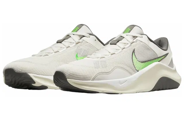 Nike Legend Essential 3