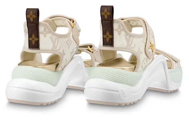 LOUIS VUITTON Archlight 1.0