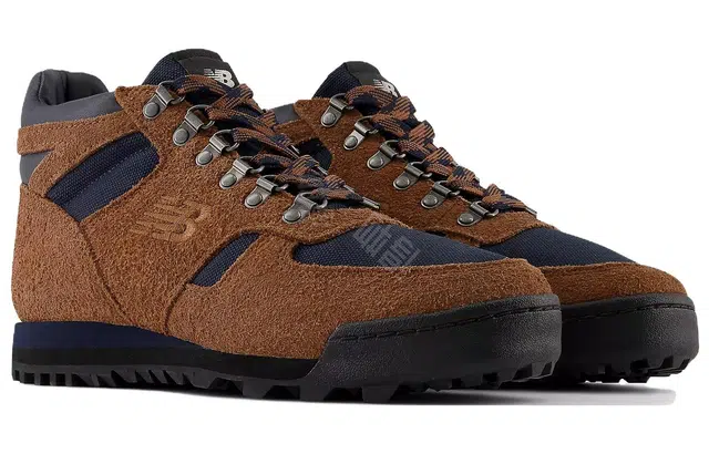 New Balance Rainier