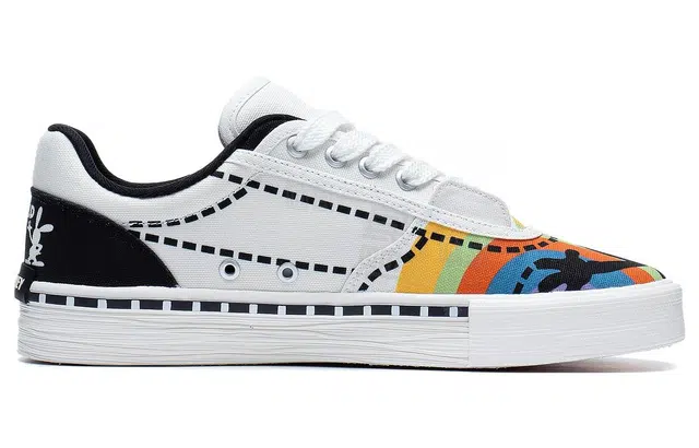 OSWALD x LiNing 5050