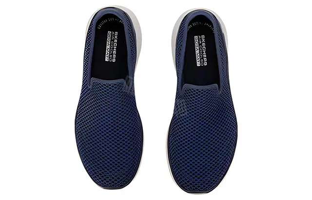 Skechers