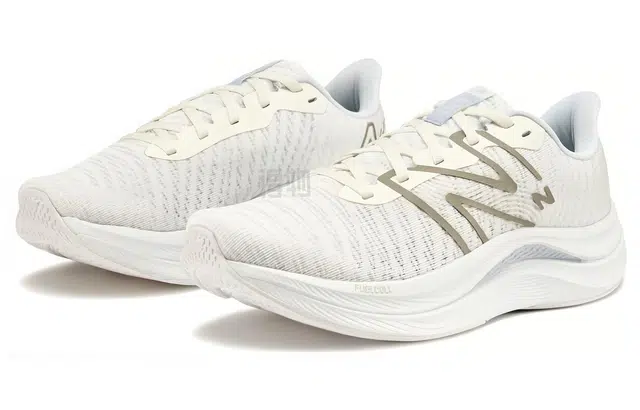 New Balance NB FuelCell Propel v4