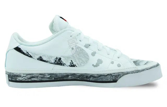 Nike Court Legacy