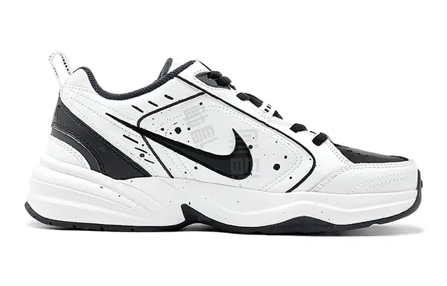 Nike Air Monarch 4