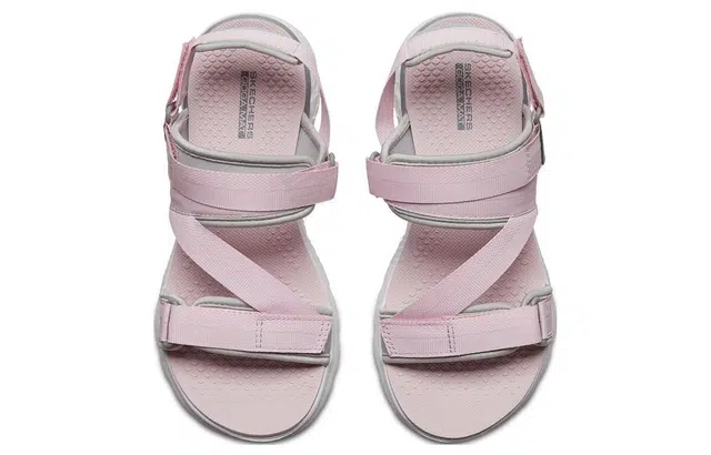 Skechers