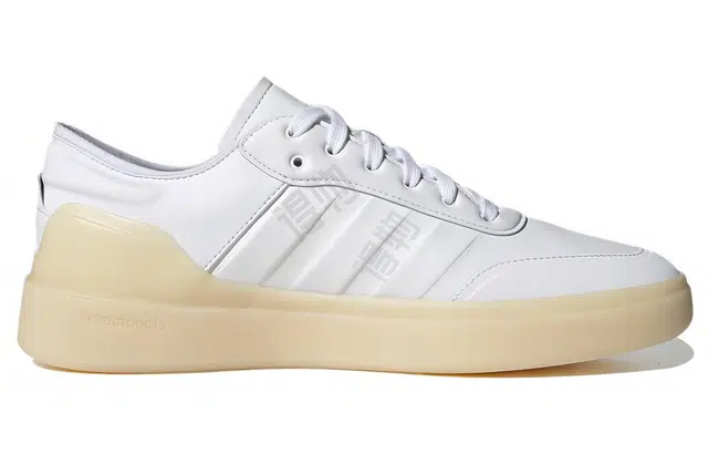 adidas Court Revival