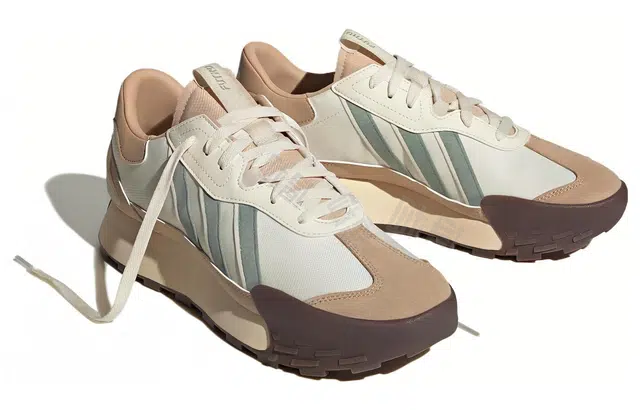 adidas neo Futro Mixr