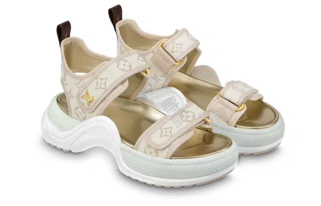 LOUIS VUITTON Archlight 1.0