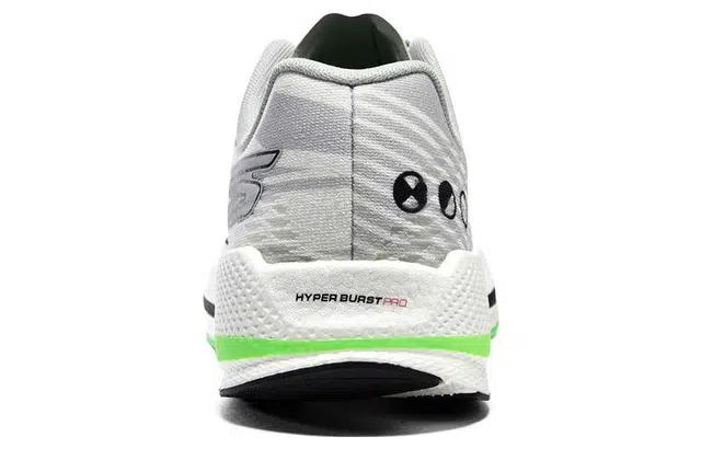 Skechers Go Run Razor 4