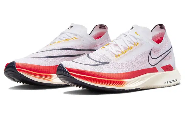 Nike ZoomX Streakfly