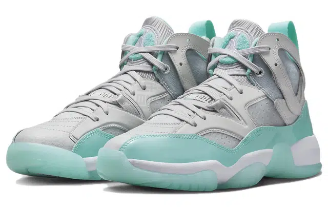 Jordan Jumpman Two Trey