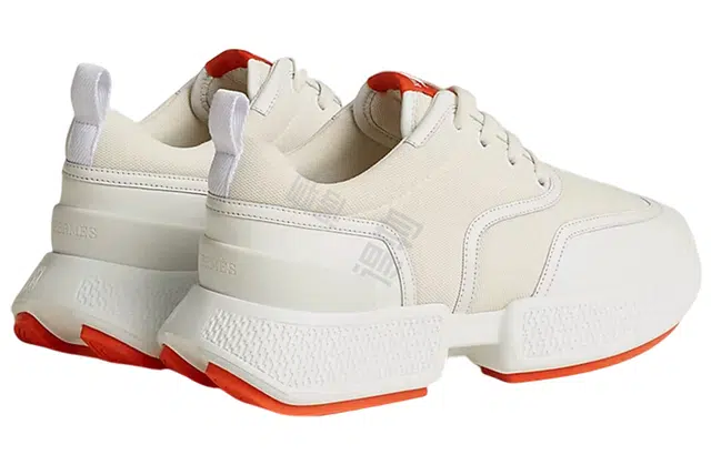 HERMES Giga