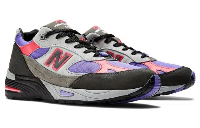 PALACE x New Balance NB 991