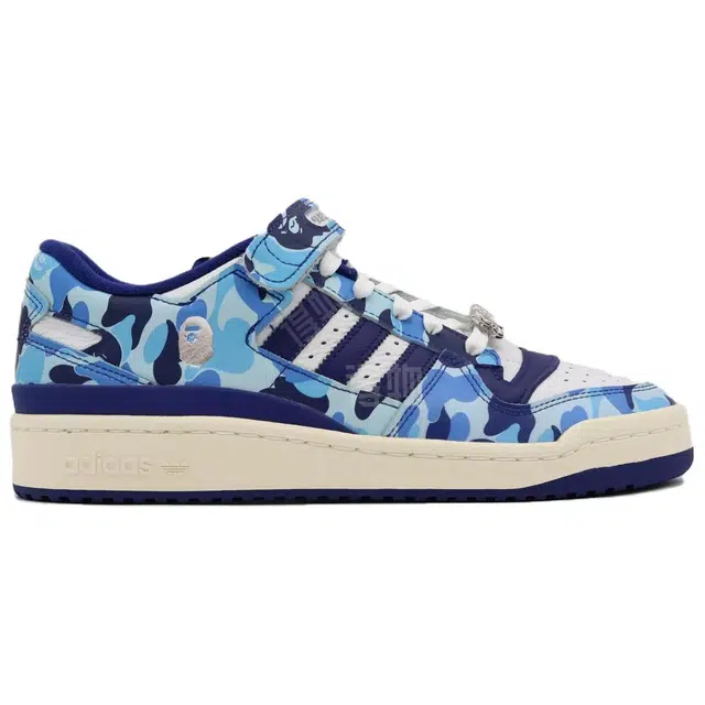 A BATHING APE x adidas originals FORUM 84 Low