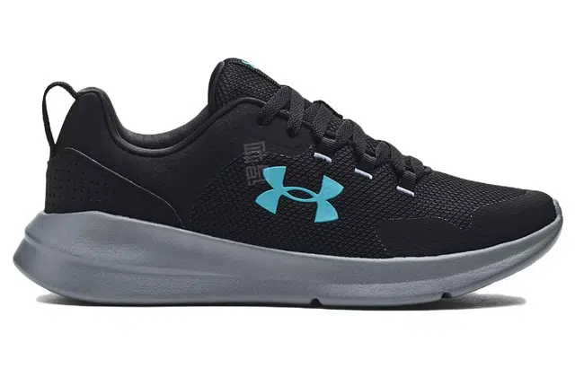 Under Armour Essential