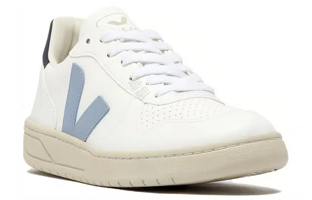 VEJA V-10 PU