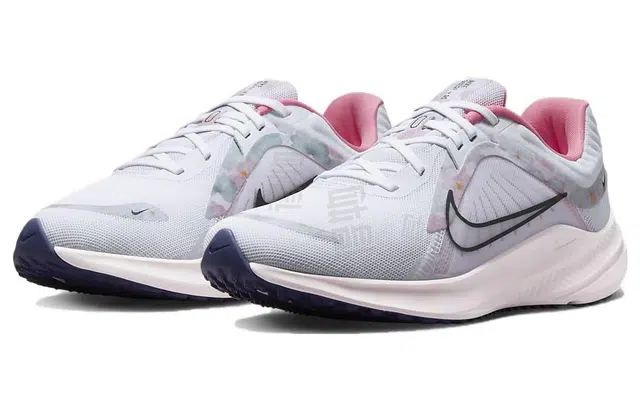 Nike Quest 5 Premium