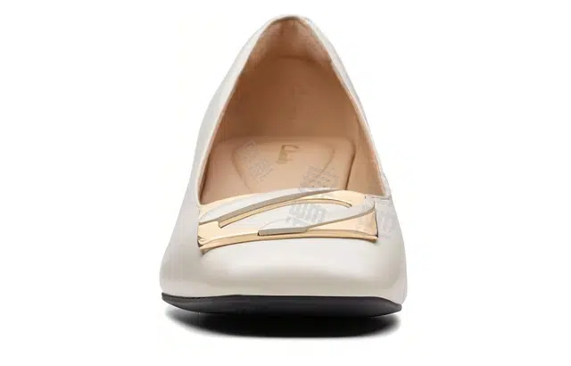 Clarks 4.5cm