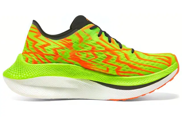 Skechers Go Run Speed Beast