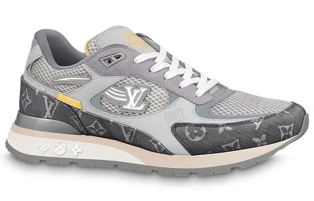 LOUIS VUITTON Run Away
