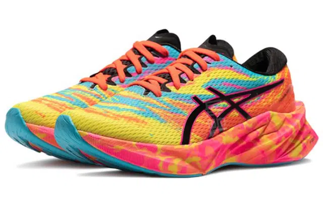 Asics Novablast 3