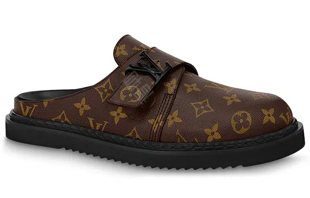 LOUIS VUITTON Easy