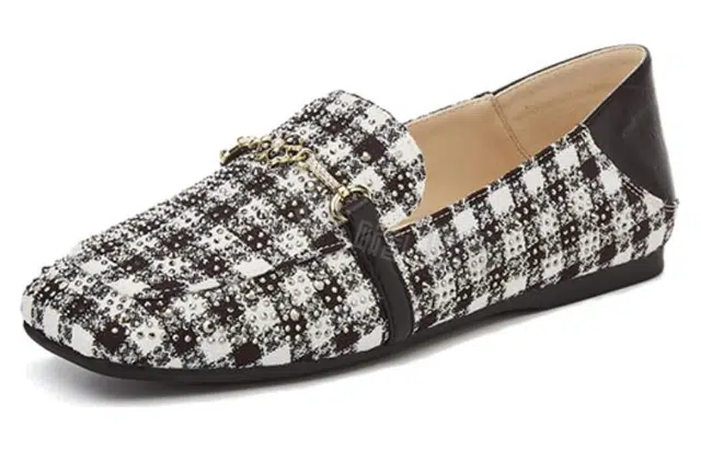 DAPHNE PU