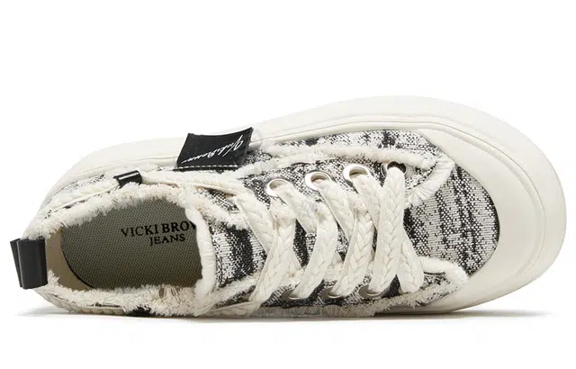 VICKI BROWN jeans